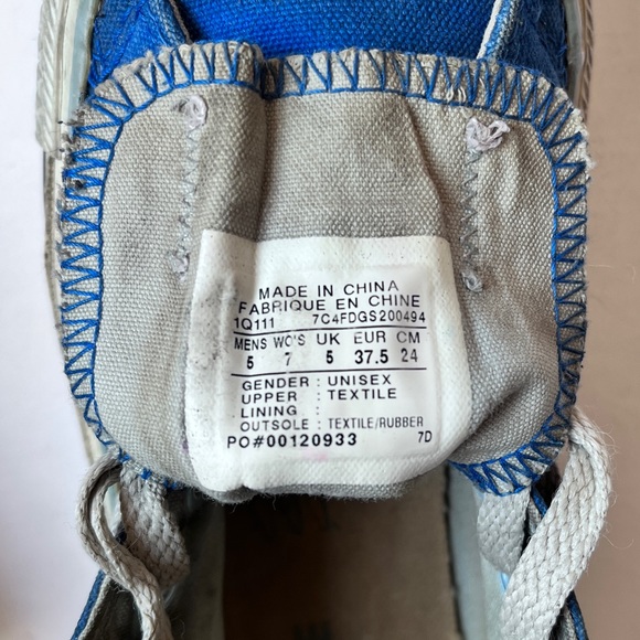 Converse Royal Blue Low Top All Star Chuck Taylor Size 7 - Picture 11 of 13